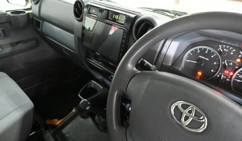 TOYOTA LAND CRUISER 79 4.5D P/U D/C full