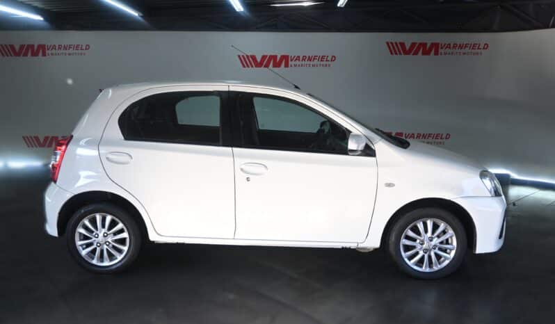 TOYOTA ETIOS 1.5 XS SPRINT 5DR full