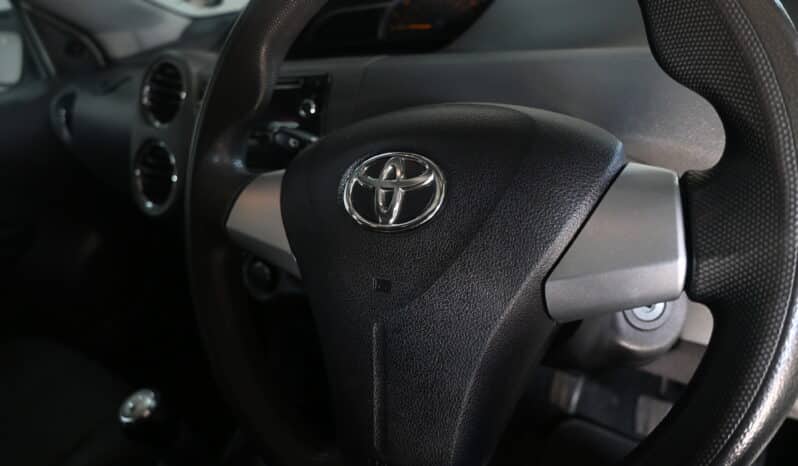 TOYOTA ETIOS 1.5 XS SPRINT 5DR full