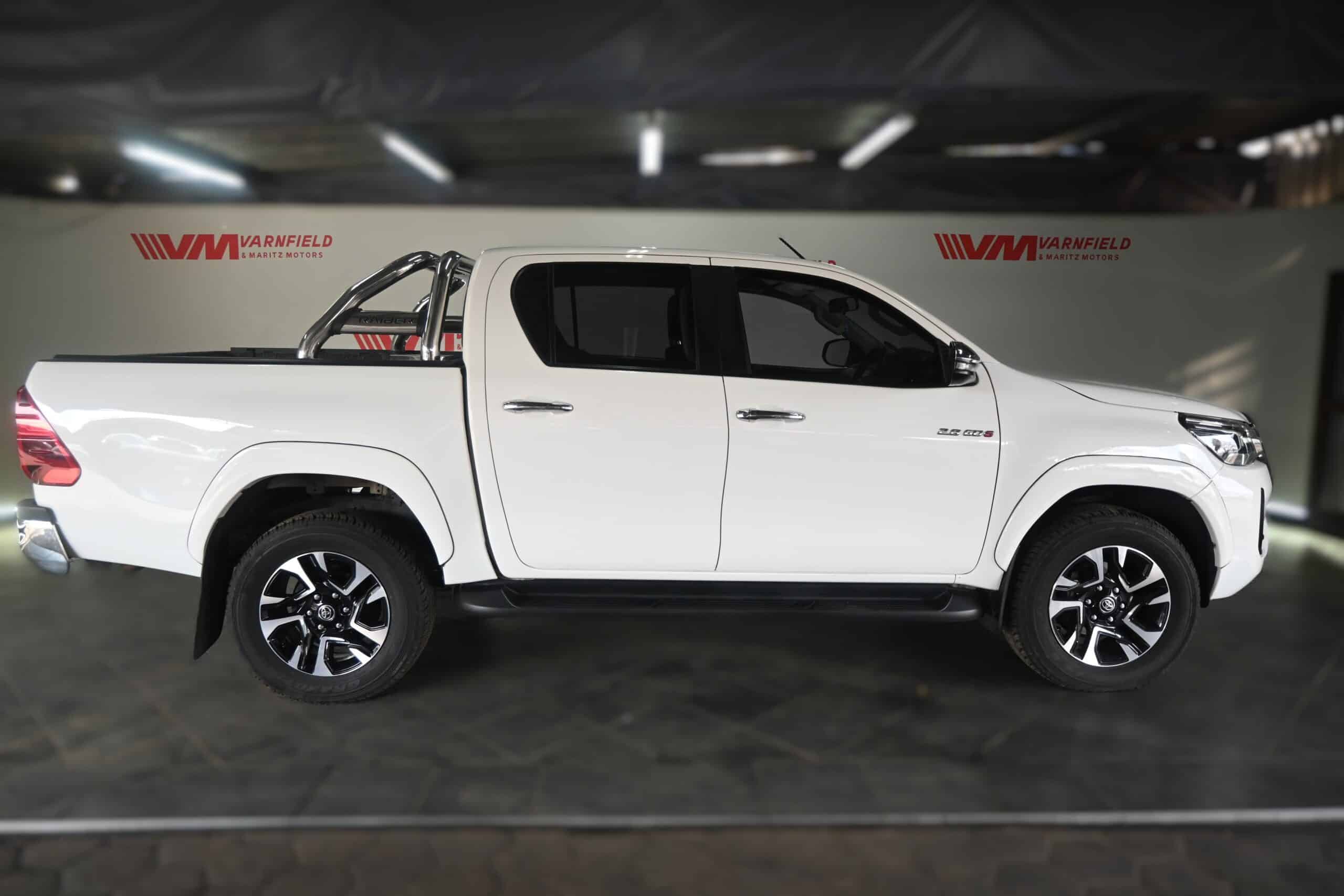 TOYOTA HILUX 2.8GD-6 RAIDER 4X4 A/T P/U D/C