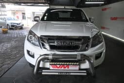 ISUZU KB300D-TEQ LX 4X2 E/C full