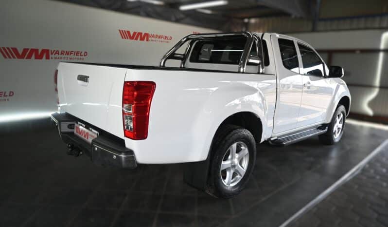 ISUZU KB300D-TEQ LX 4X2 E/C full