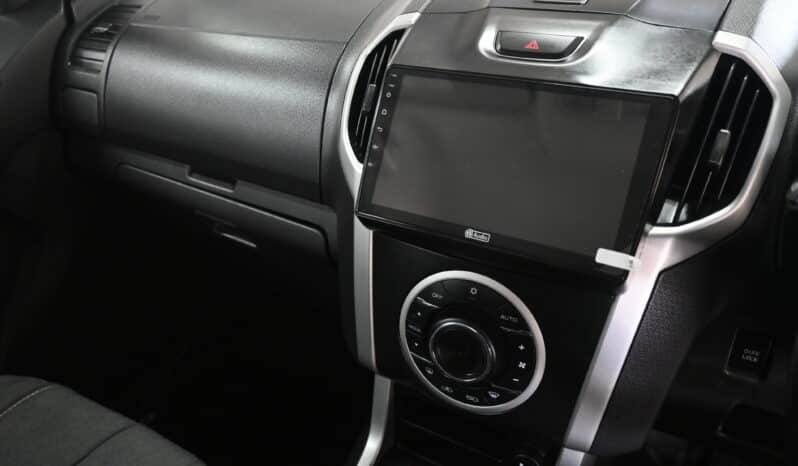 ISUZU KB300D-TEQ LX 4X2 E/C full