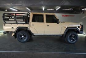 TOYOTA LAND CRUISER 79 2.8GD-6 P/U D/C A/T