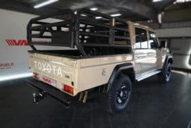 TOYOTA LAND CRUISER 79 2.8GD-6 P/U D/C A/T