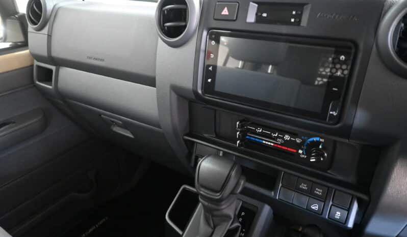 TOYOTA LAND CRUISER 79 2.8GD-6 P/U D/C A/T full