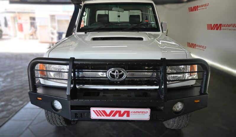 TOYOTA LAND CRUISER 79 4.5D P/U S/C V8 full