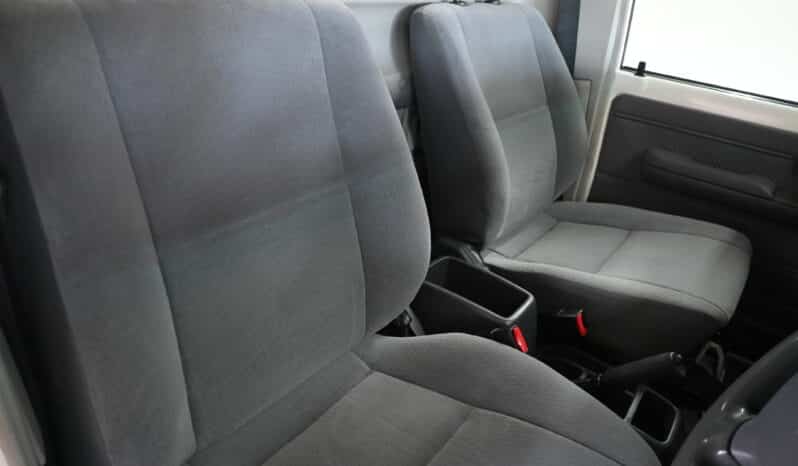 TOYOTA LAND CRUISER 79 4.5D P/U S/C V8 full
