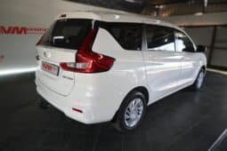 SUZUKI ERTIGA 1.5 GL A/T full