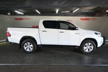 Toyota Land Cruiser 300 V6 3.3D GX-R