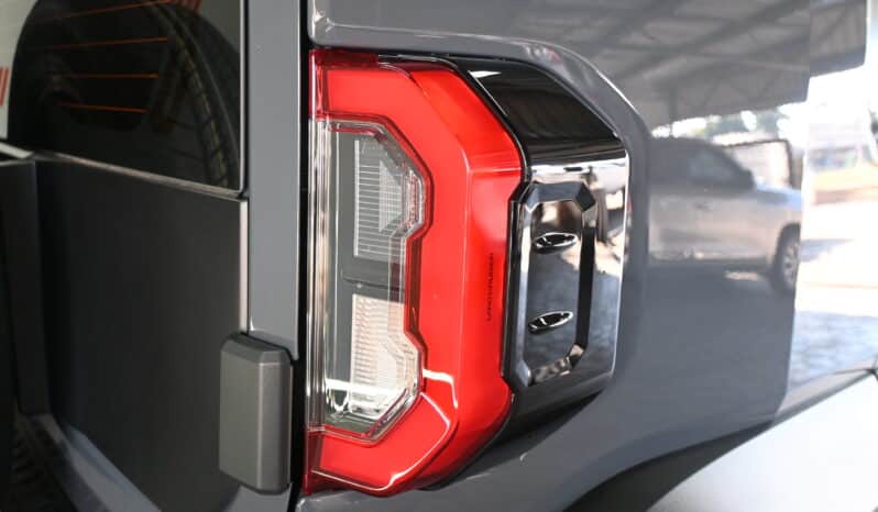 TOYOTA LAND CRUISER FJ 2.7 VX A/T full