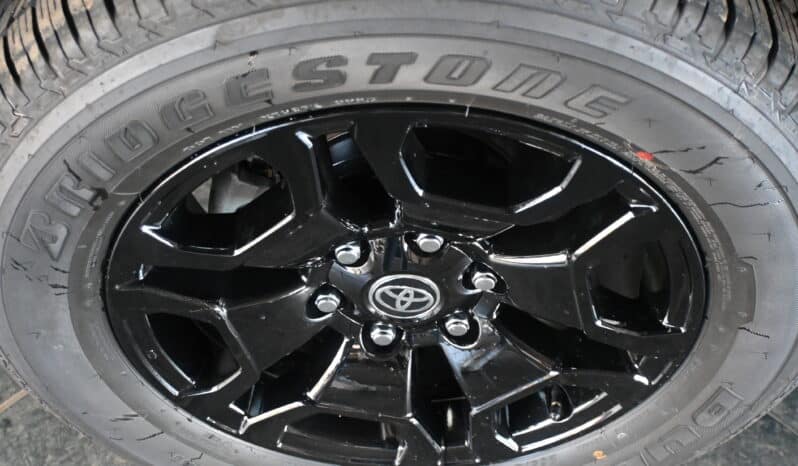 TOYOTA LAND CRUISER FJ 2.7 VX A/T full