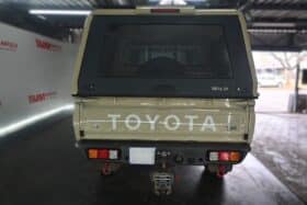 TOYOTA LAND CRUISER 79 4.0P D/C