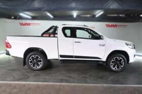 TOYOTA HILUX 2.8GD-6 RB RAIDER E/C LEG50