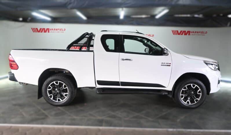 TOYOTA HILUX 2.8GD-6 RB RAIDER E/C LEG50 full