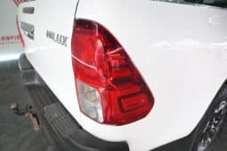 TOYOTA HILUX 2.8GD-6 RB RAIDER E/C LEG50 full