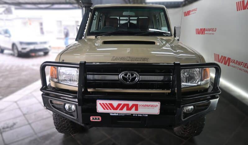 TOYOTA LAND CRUISER 79 4.5D P/U D/C full