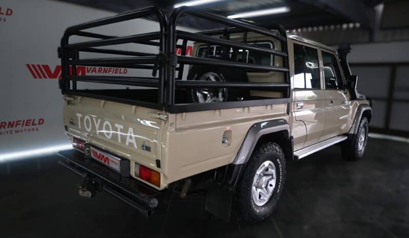 TOYOTA LAND CRUISER 79 4.5D P/U D/C full