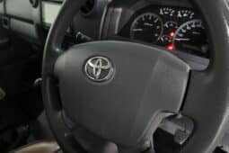 TOYOTA LAND CRUISER 79 4.5D P/U D/C full