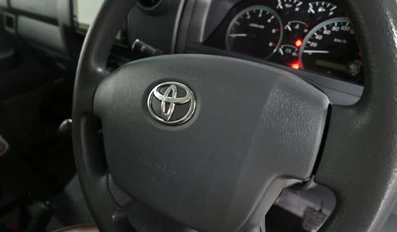 TOYOTA LAND CRUISER 79 4.5D P/U D/C full