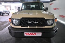 TOYOTA LAND CRUISER 79 2.8GD-6 P/U D/C A/T