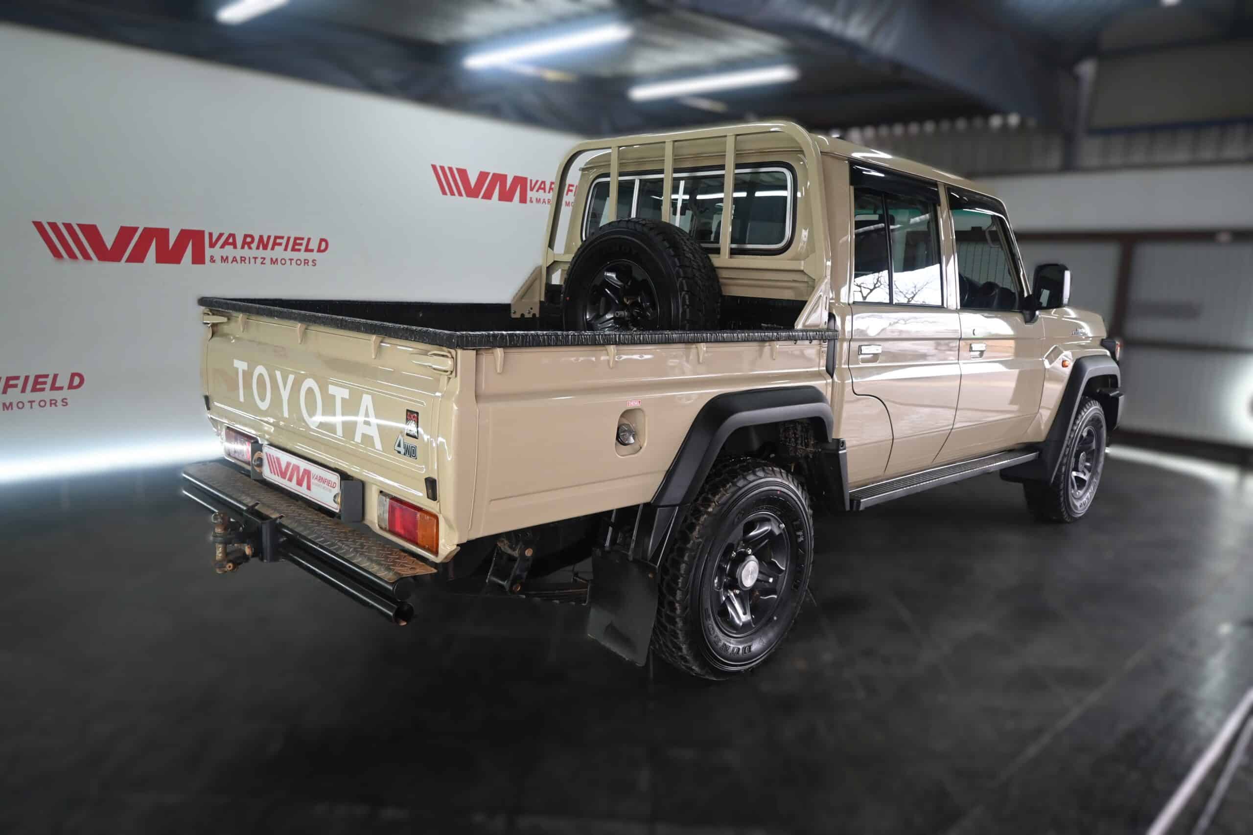 Toyota Land Cruiser 200 4.5D-4D V8 GX-R