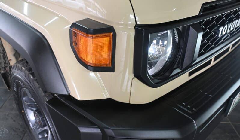 TOYOTA LAND CRUISER 79 2.8GD-6 P/U D/C A/T full