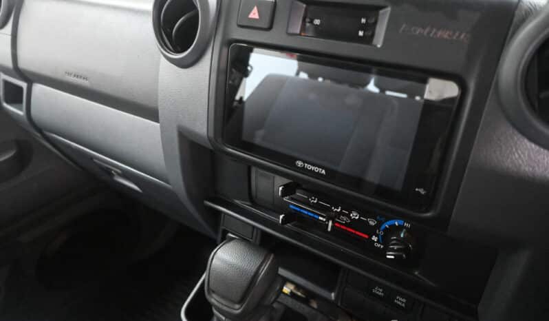 TOYOTA LAND CRUISER 79 2.8GD-6 P/U D/C A/T full
