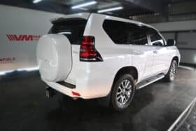 TOYOTA LAND CRUISER PRADO VX-L 3.0D A/T