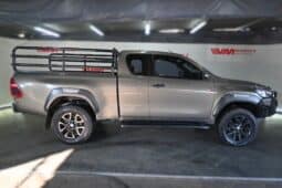 TOYOTA HILUX 2.8GD-6  RB LEGEND 4X4 A/T E/C full