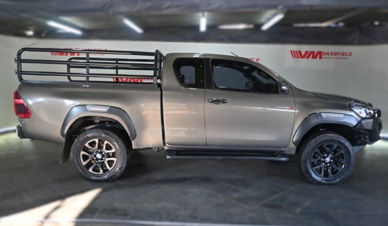 TOYOTA HILUX 2.8GD-6  RB LEGEND 4X4 A/T E/C full