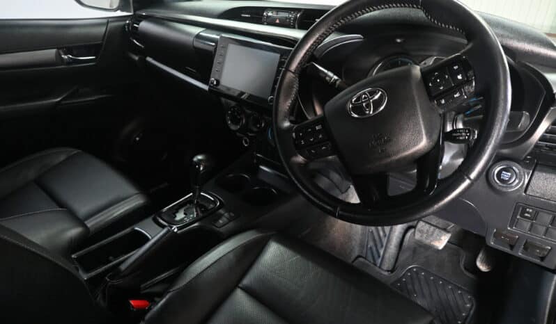 TOYOTA HILUX 2.8GD-6  RB LEGEND 4X4 A/T E/C full