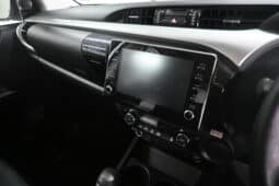 TOYOTA HILUX 2.8GD-6 RB RAIDER A/T P/U D/C full