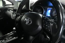 TOYOTA C-HR 1.2T LUXURY CVT full