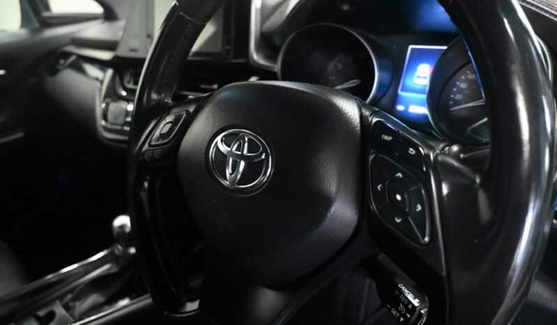 TOYOTA C-HR 1.2T LUXURY CVT full