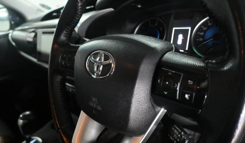 TOYOTA HILUX 2.8GD-6 RAIDER 4X4 A/T D/C full