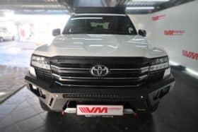 TOYOTA LAND CRUISER 300 3.3D GX-R