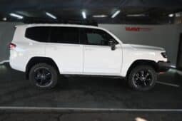 TOYOTA LAND CRUISER 300 3.3D GX-R full