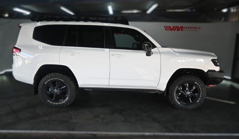 TOYOTA LAND CRUISER 300 3.3D GX-R full