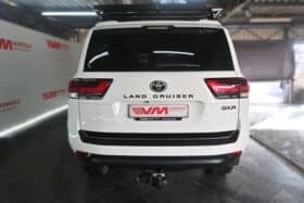 TOYOTA LAND CRUISER 300 3.3D GX-R