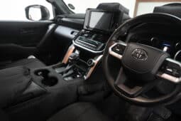 TOYOTA LAND CRUISER 300 3.3D GX-R full