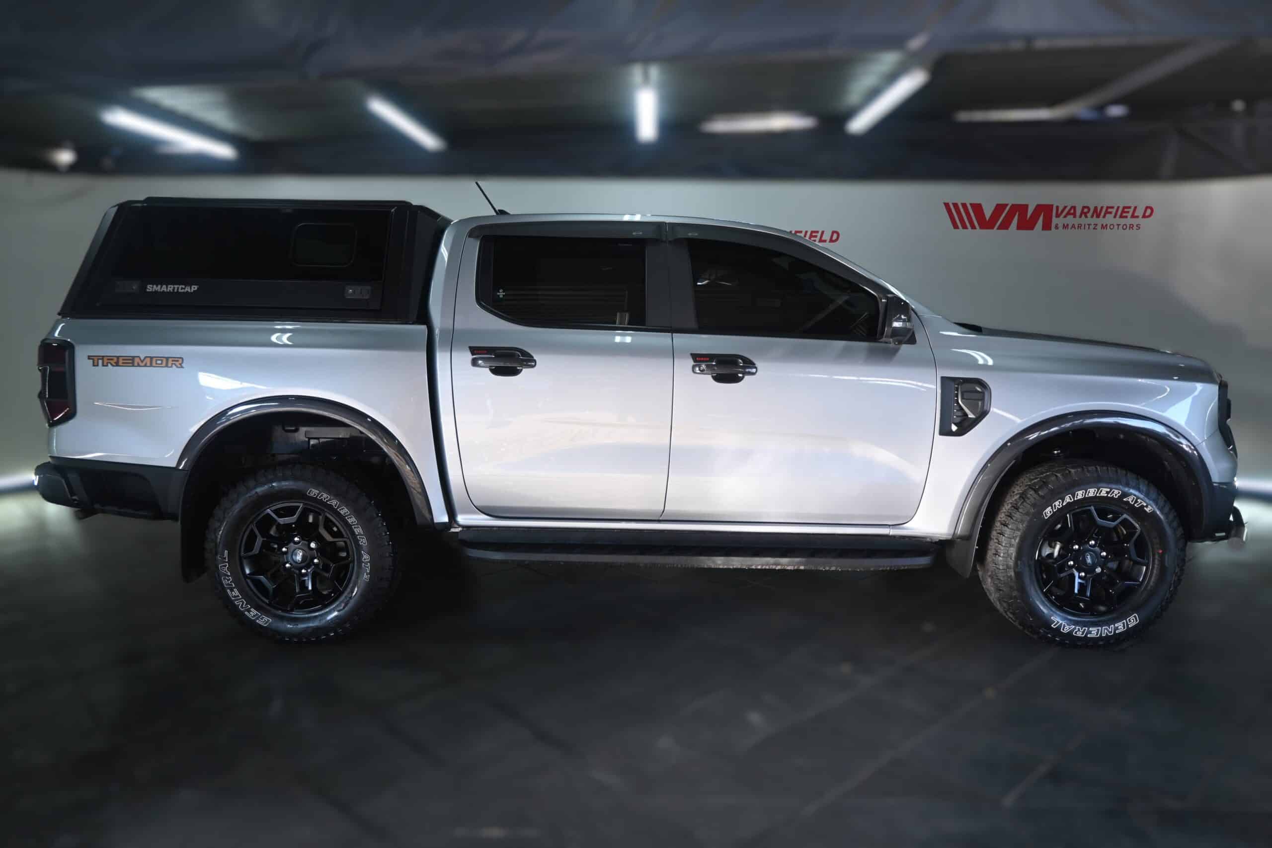 TOYOTA LAND CRUISER 300 3.3D GX-R