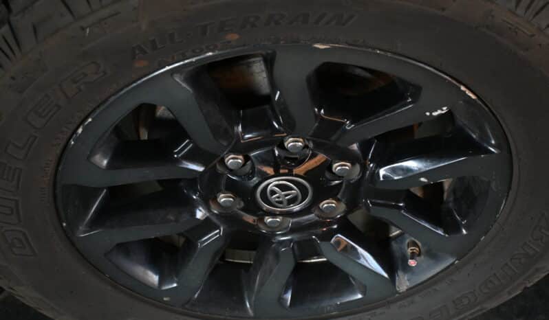 TOYOTA HILUX 2.8GD-6 RB LEGEND 4X4 A/T D/C full