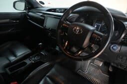 TOYOTA HILUX 2.8GD-6 RB LEGEND 4X4 A/T D/C full