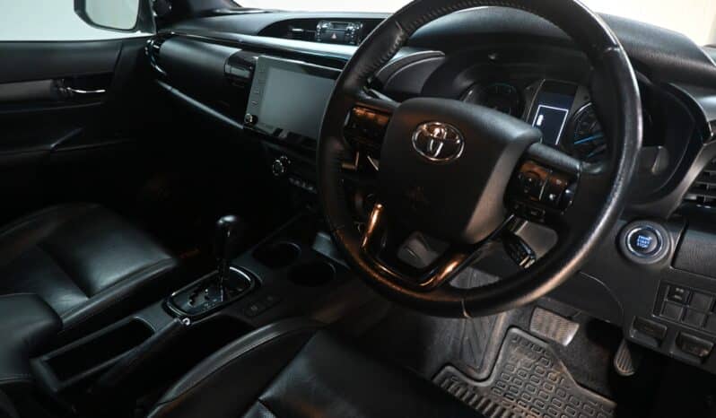 TOYOTA HILUX 2.8GD-6 RB LEGEND 4X4 A/T D/C full