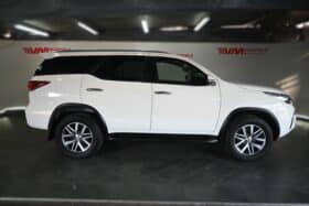 TOYOTA FORTUNER 2.8GD-6 4X4  A/T