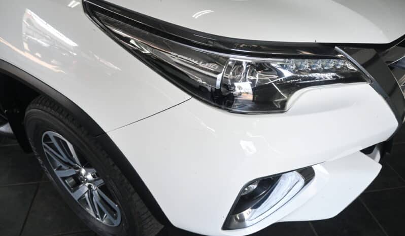 TOYOTA FORTUNER 2.8GD-6 4X4  A/T full
