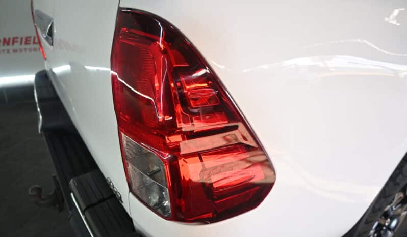 TOYOTA HILUX 2.8GD-6 RAIDER 4X4 A/T D/C full