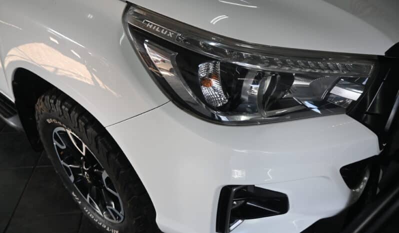 TOYOTA HILUX 2.8GD-6 RAIDER 4X4 A/T D/C full