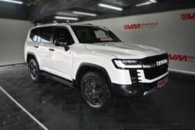 TOYOTA LAND CRUISER 300 3.3D GR-S